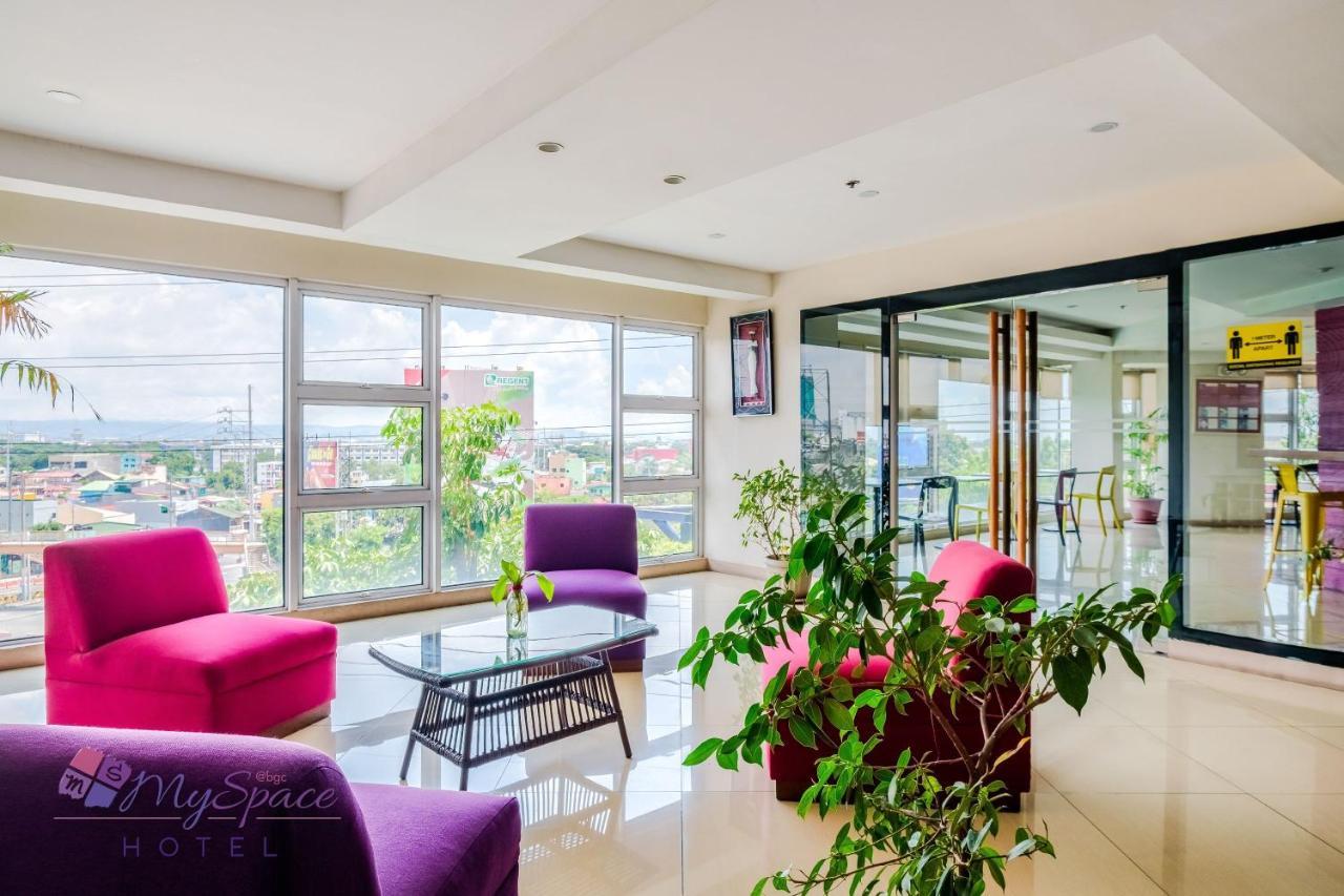 มายสเปซ แอท บีจีซี Hotel Pasig City ภายนอก รูปภาพ