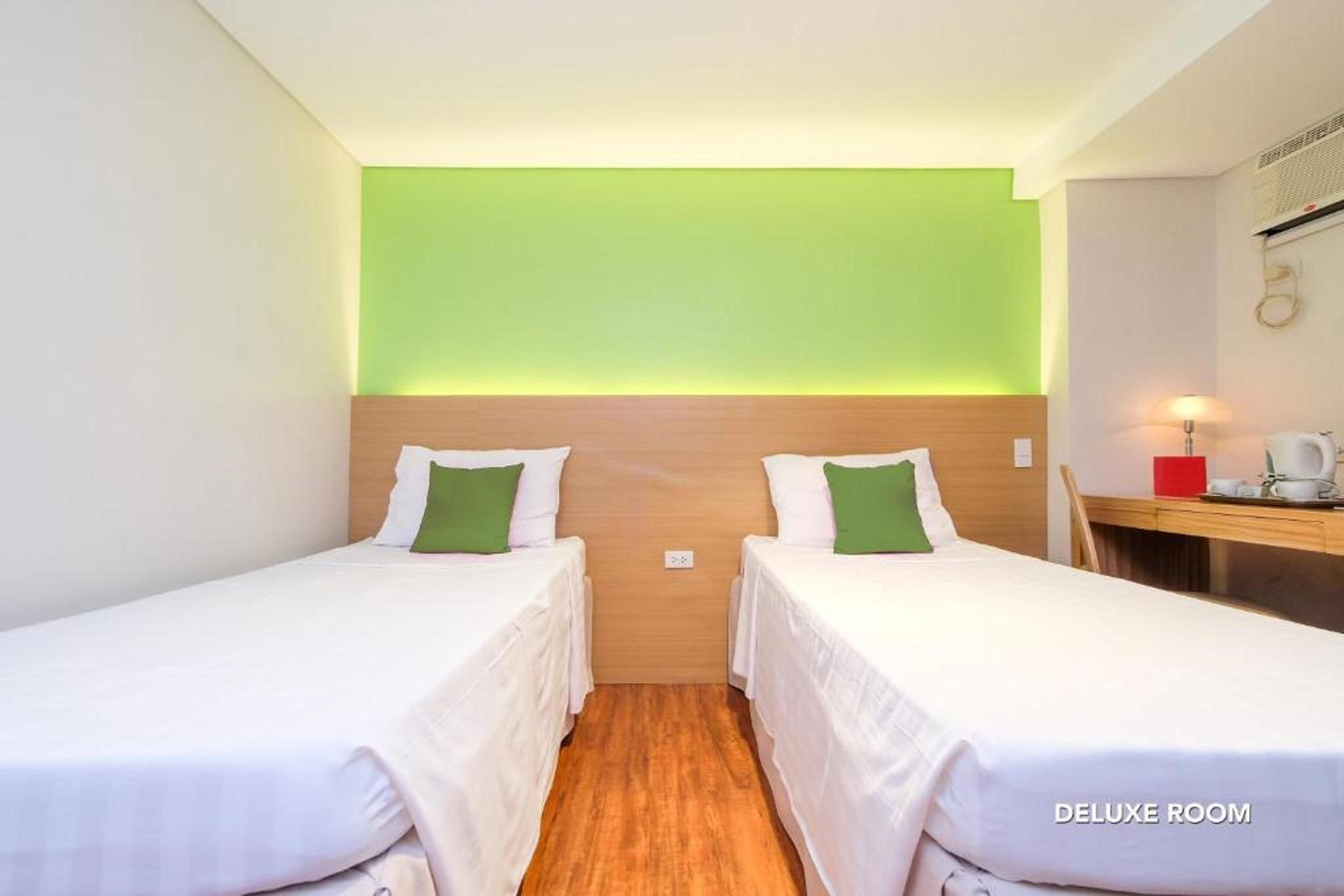 มายสเปซ แอท บีจีซี Hotel Pasig City ภายนอก รูปภาพ